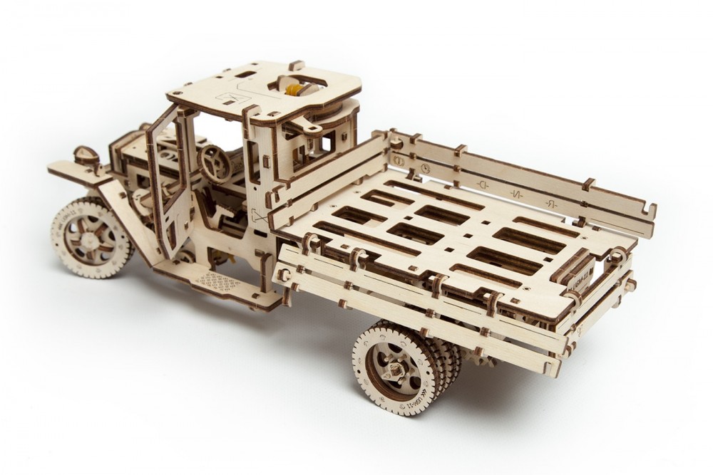 Model Truck UGM-11